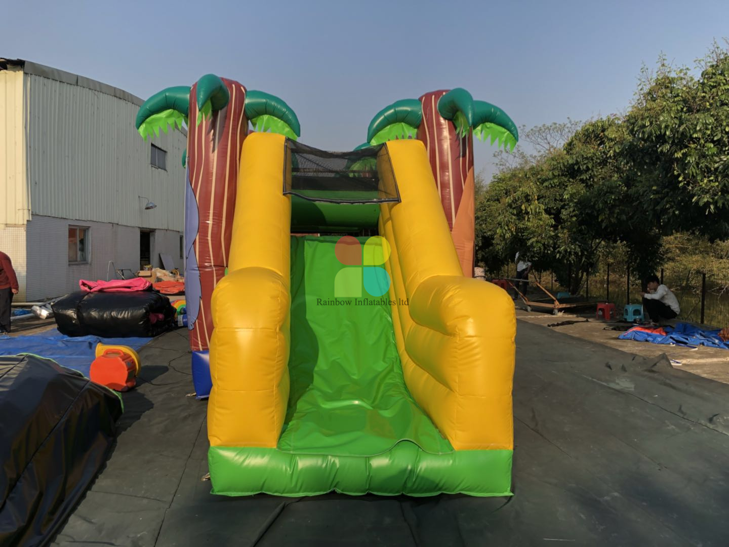 Inflatable Tropical Palm Tree Obstale course 