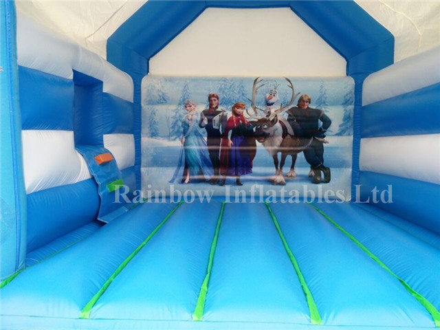Outdoor Commercial Inflatable Frozen Jumping Castle